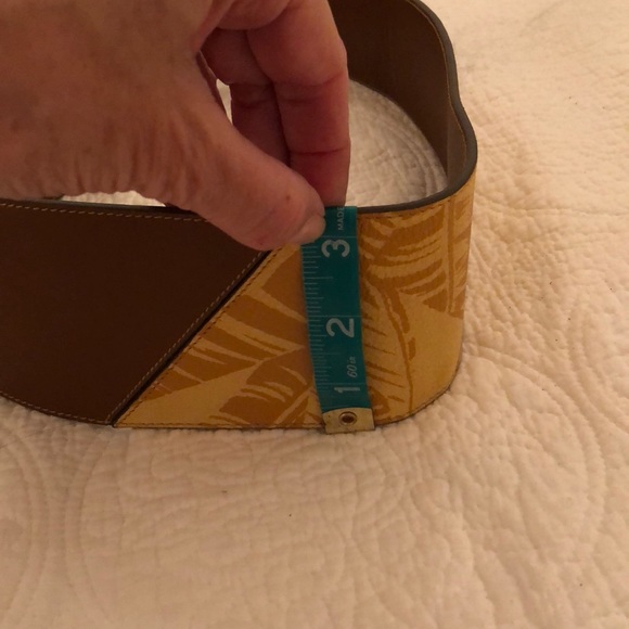 GUCCI cognac and gold thick belt, palm tree design main image 4